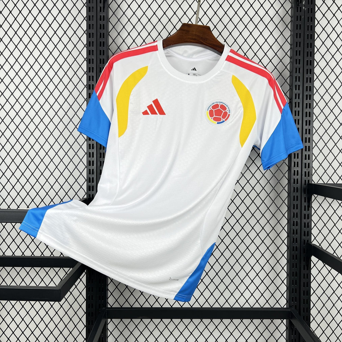 COLOMBIA 26 PRE-MATCH WORLD CUP WHITE JERSEY