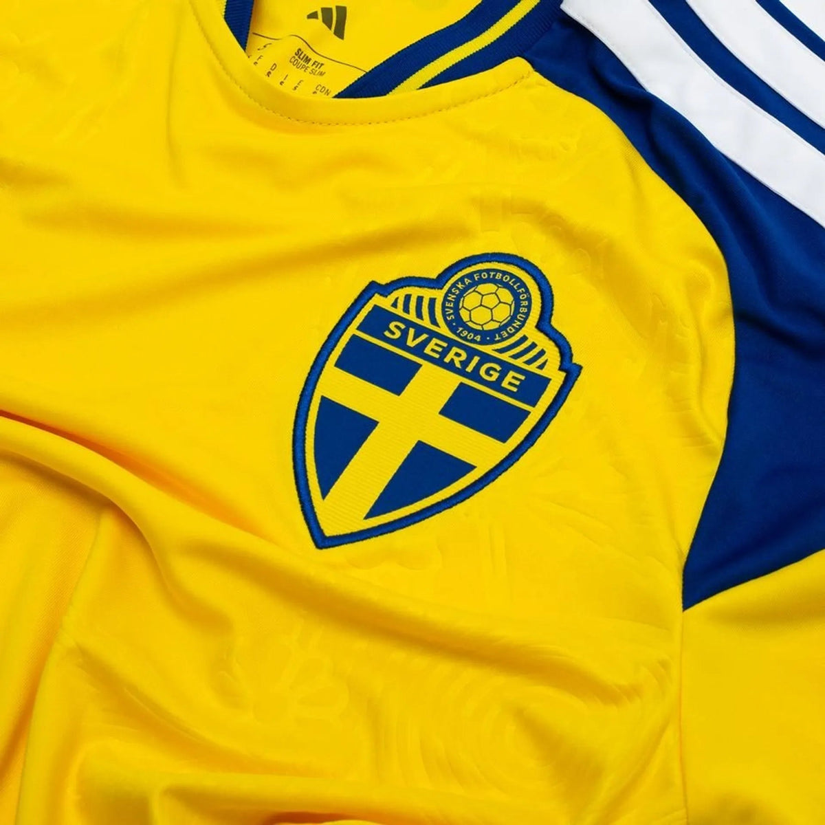 SWEDEN 26 WORLD CUP JERSEY