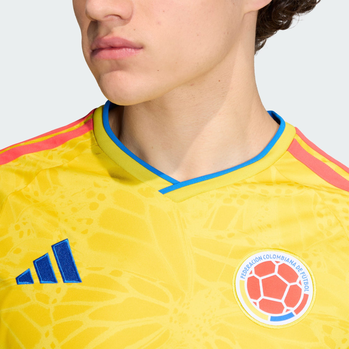 COLOMBIA 26 LONG SLEEVE WORLD CUP JERSEY