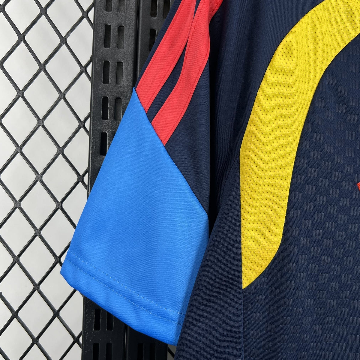 COLOMBIA 26 PRE-MATCH WORLD CUP NAVY JERSEY