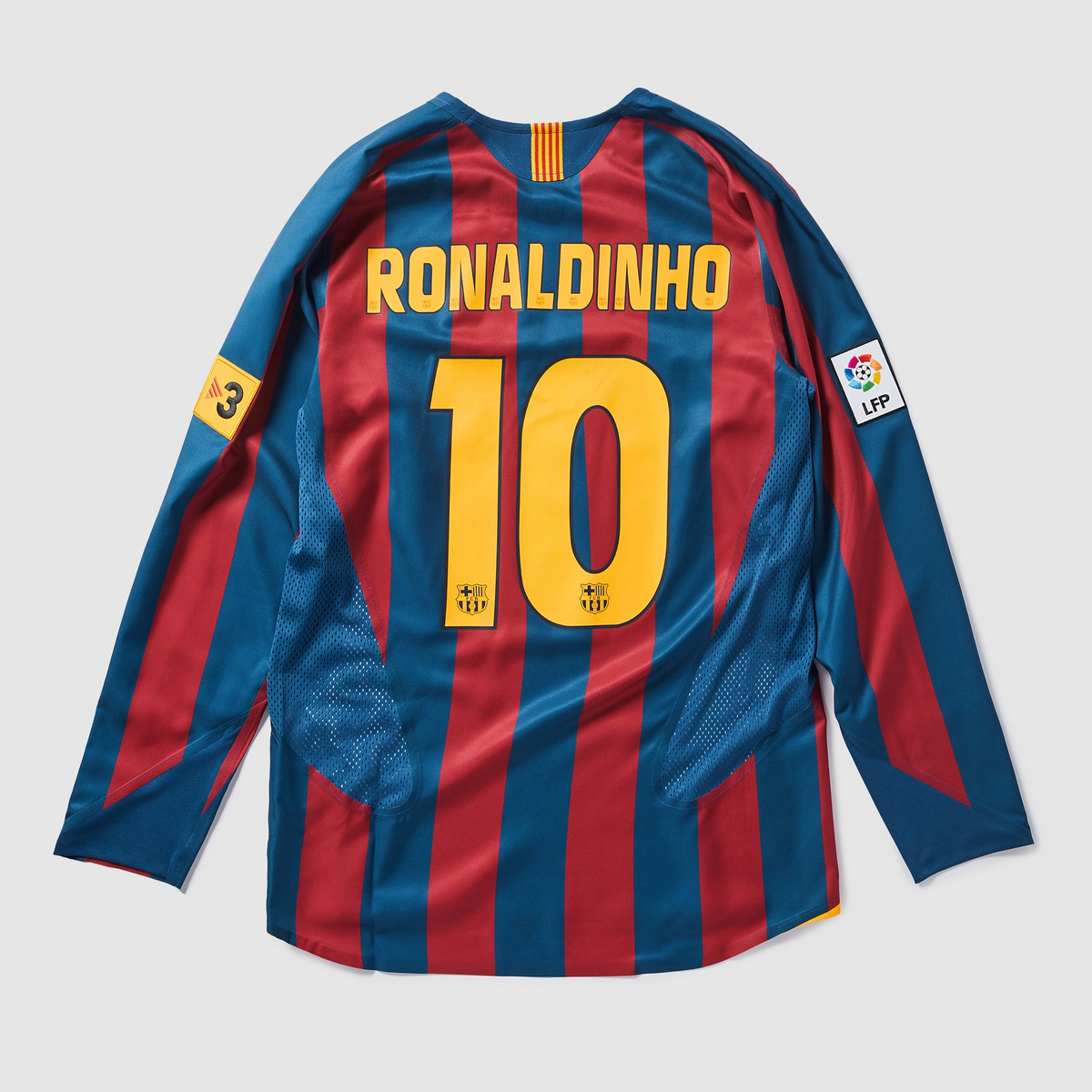BARCELONA 05/06 RETRO HOME LONG SLEEVE JERSEY