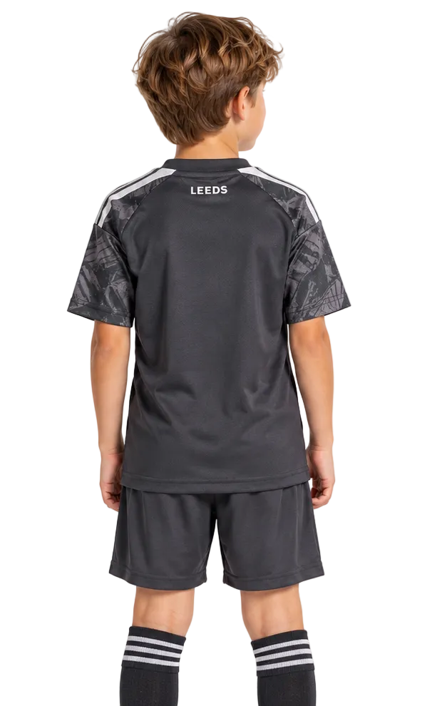 LEEDS UNITED 26/27 THIRD KIDS KIT