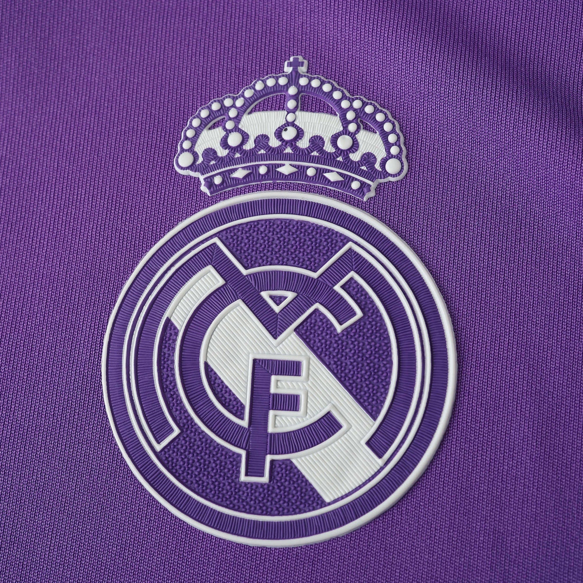 REAL MADRID 17/18 RETRO AWAY JERSEY
