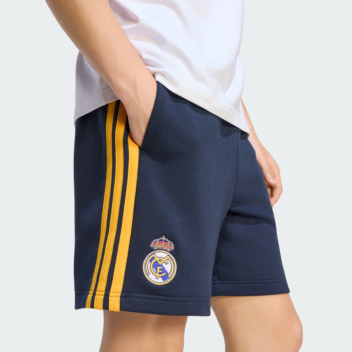 REAL MADRID LIFESTYLE SHORTS BLUE