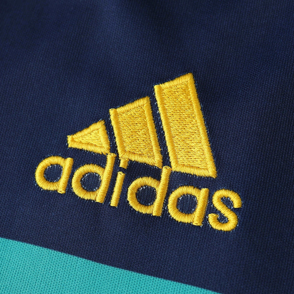 SPAIN 10 RETRO GOALKEEPER JERSEY