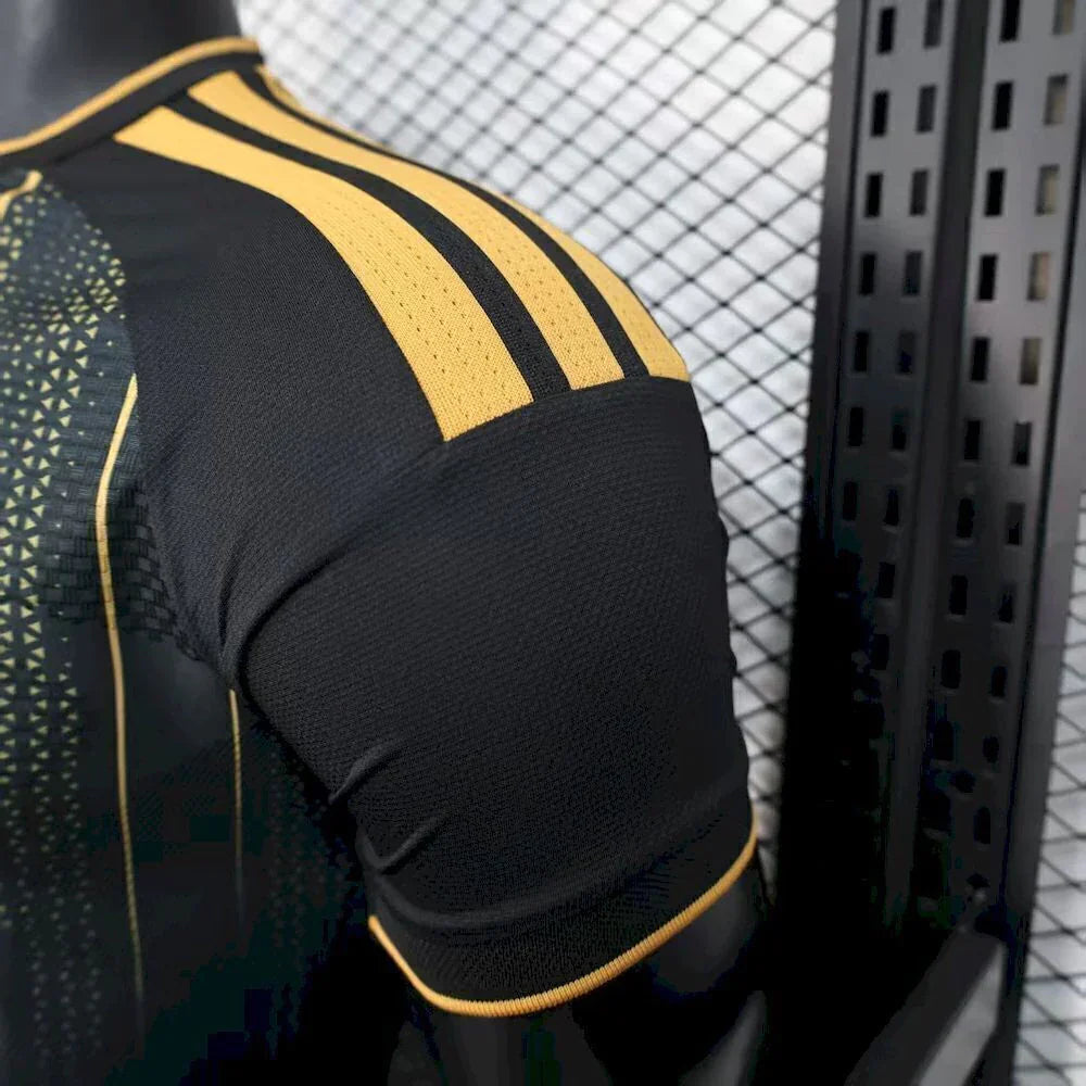 ALGERIA 26 BLACK WORLD CUP JERSEY
