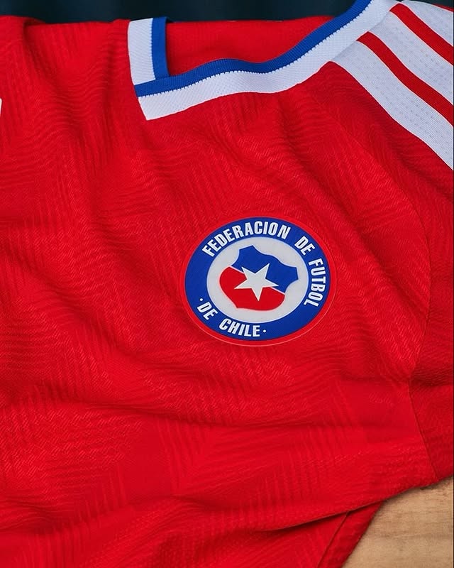 CHILE 26 HOME AUTHENTIC WORLD CUP JERSEY