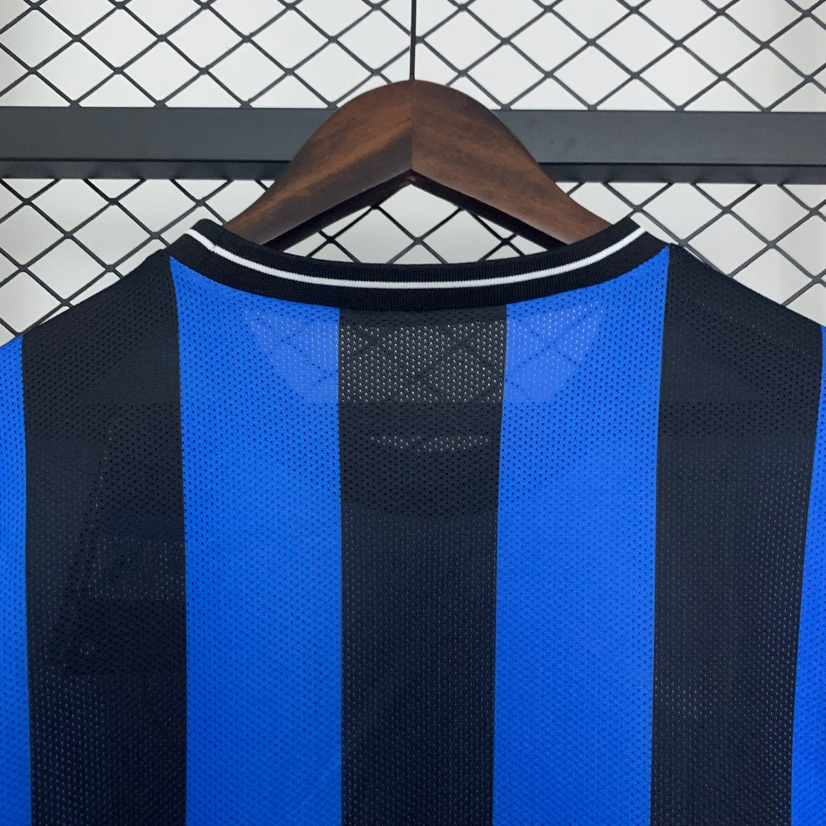 INTER MILAN 09/10 RETRO HOME LONG SLEEVE JERSEY