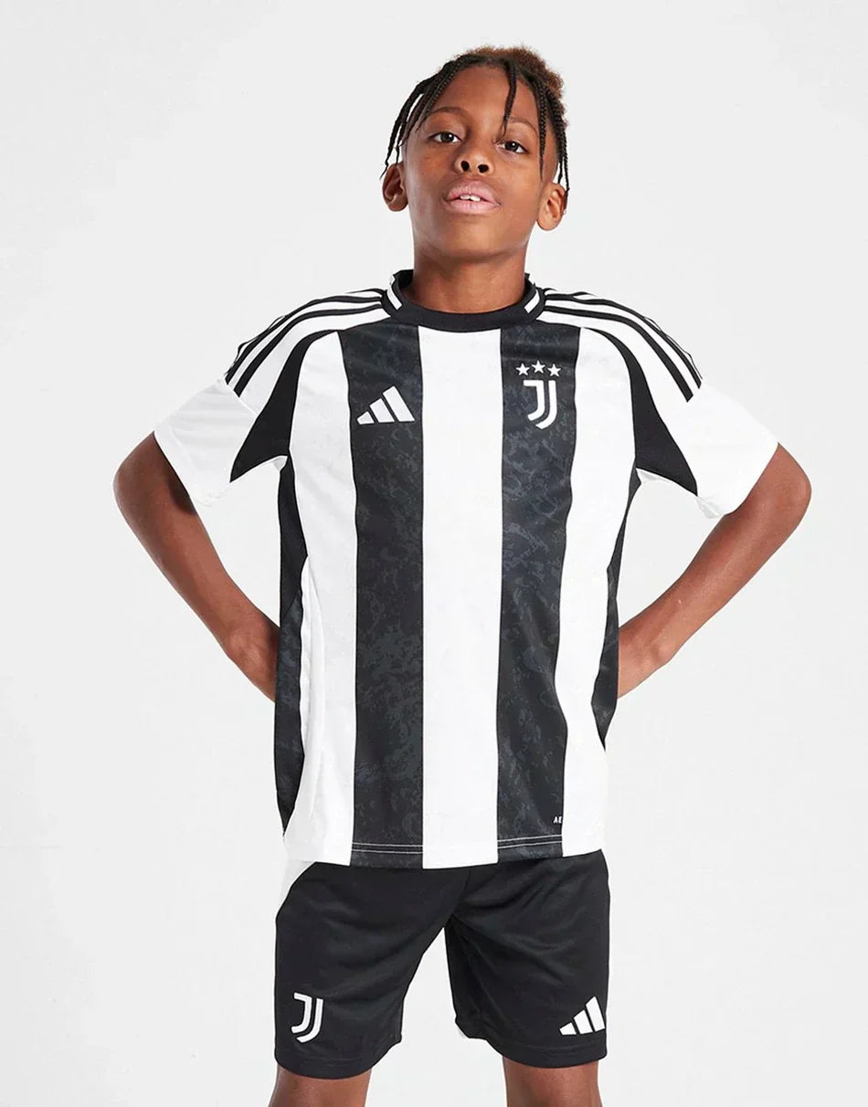 JUVENTUS 24/25 HOME KIDS KIT