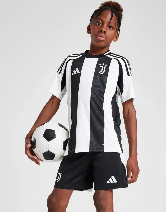 JUVENTUS 24/25 HOME KIDS KIT