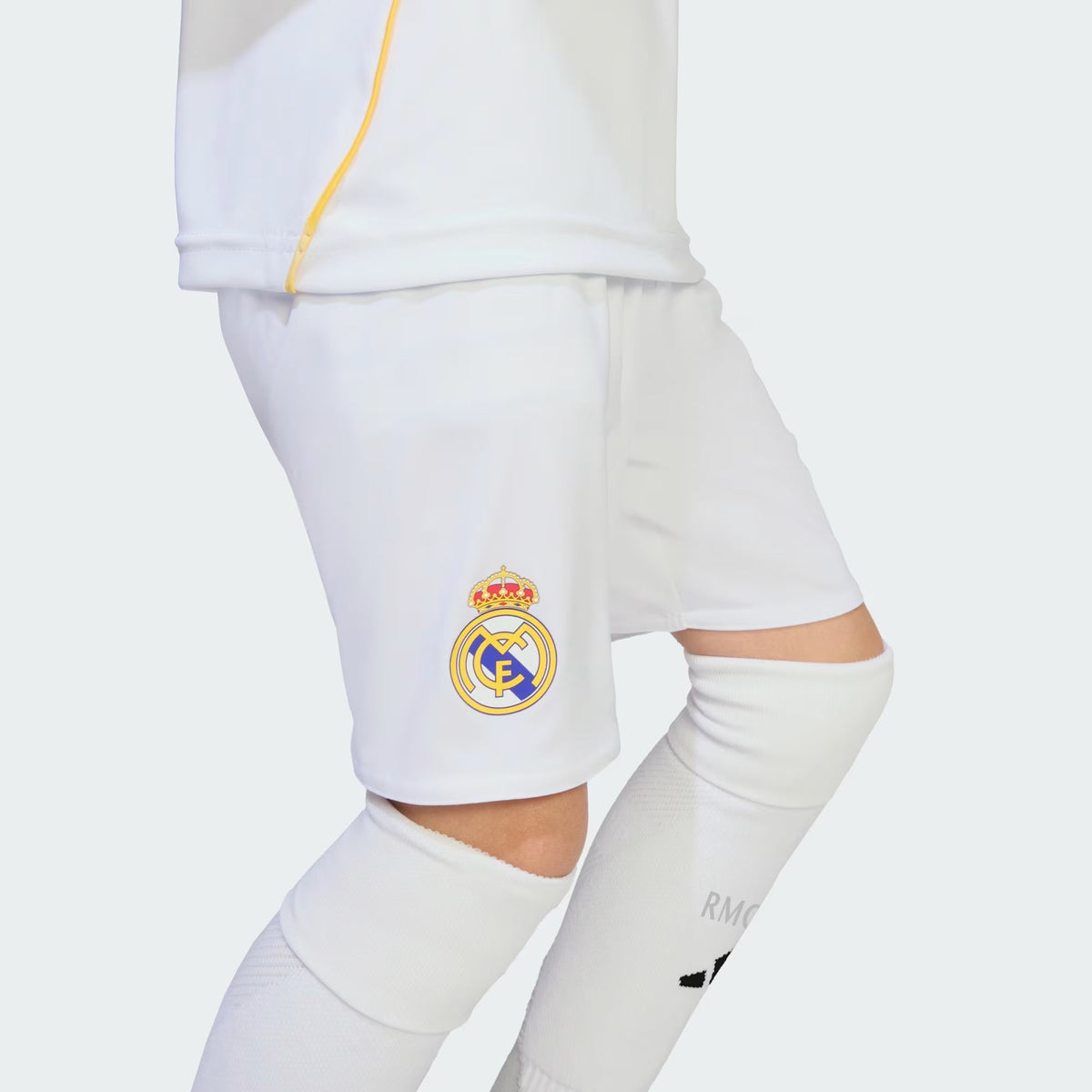 REAL MADRID 25/26 HOME MINI KIDS KIT