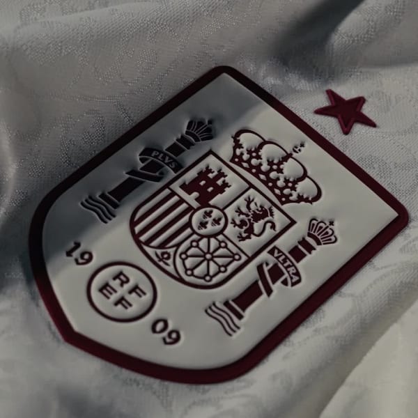 SPAIN 26 AWAY WORLD CUP JERSEY
