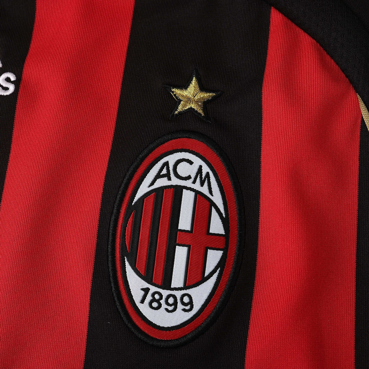 AC MILAN 06/07 RETRO HOME KIDS KIT