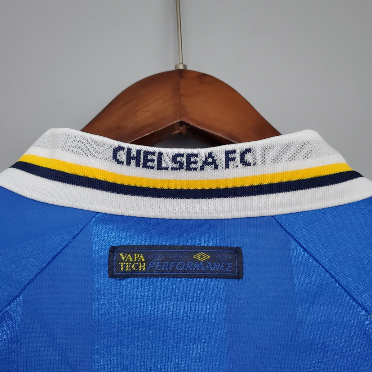 CHELSEA 97/99 RETRO HOME II JERSEY