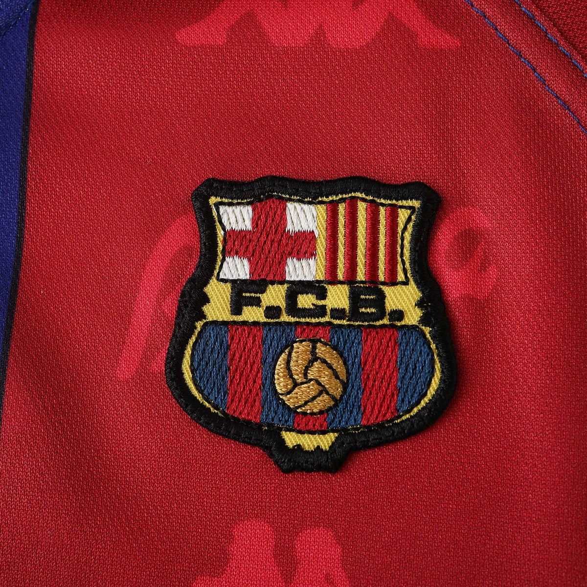 BARCELONA 96/97 RETRO HOME JERSEY
