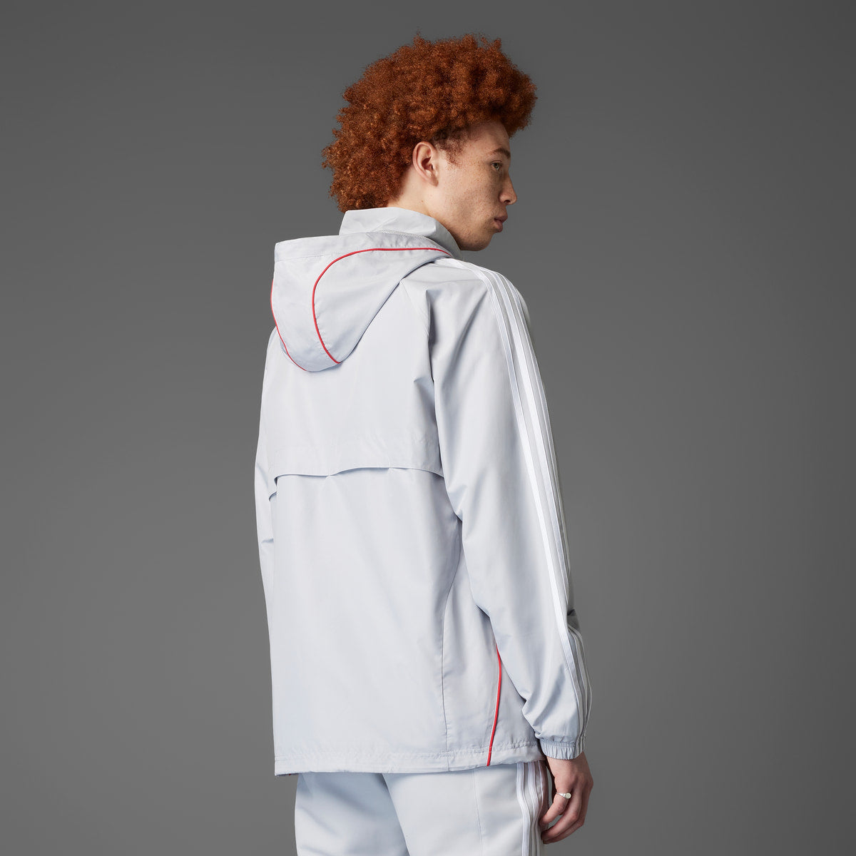 BAYERN MUNICH WINDBREAKER GREY