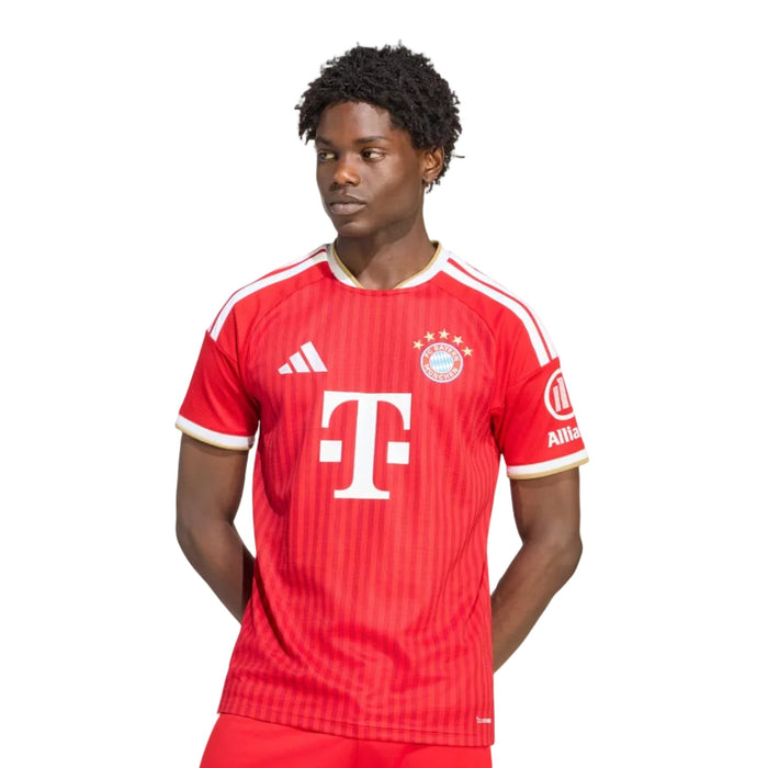 BAYERN MUNICH 26/27 HOME JERSEY