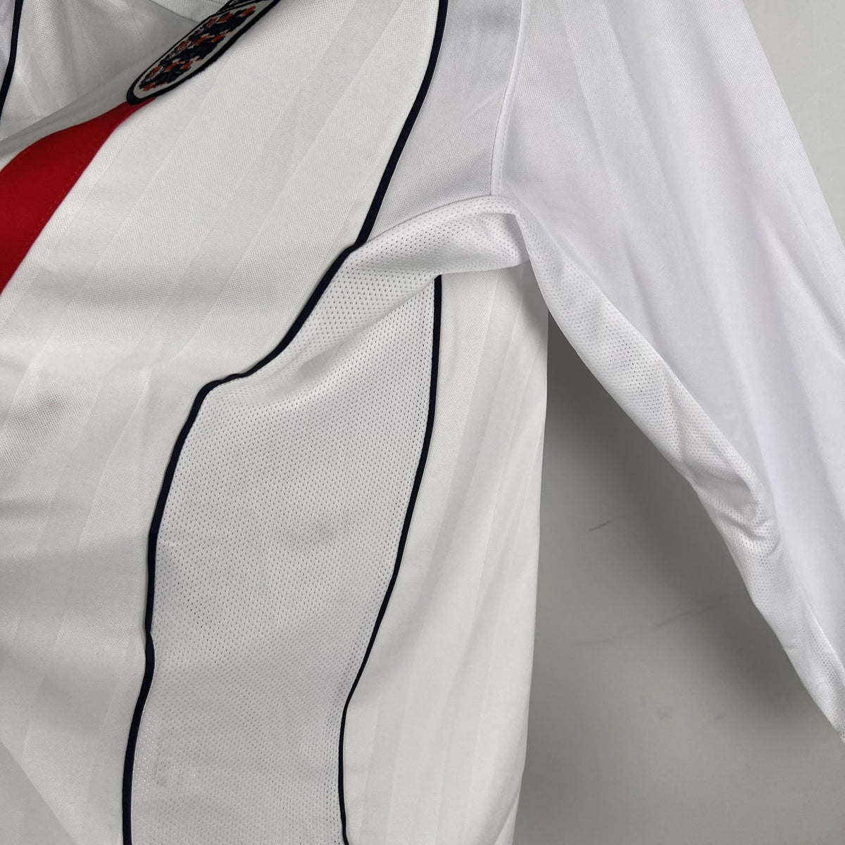 ENGLAND 02 RETRO HOME LONG SLEEVE JERSEY