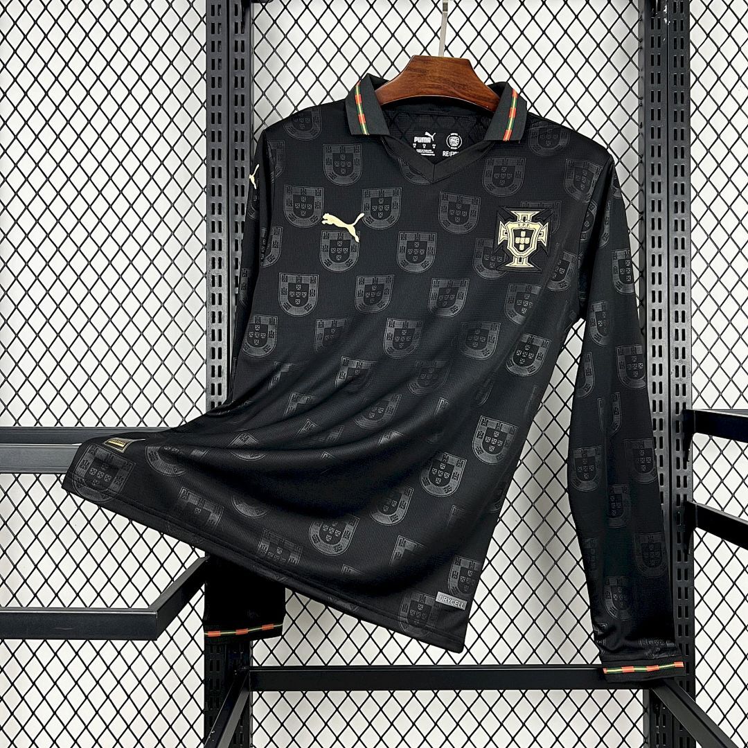 PORTUGAL SPECIAL EDITION EUSÉBIO LONG SLEEVE JERSEY
