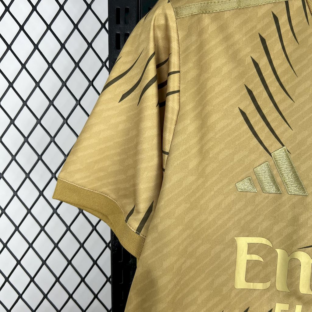 REAL MADRID 25/26 TRAINING GOLD JERSEY