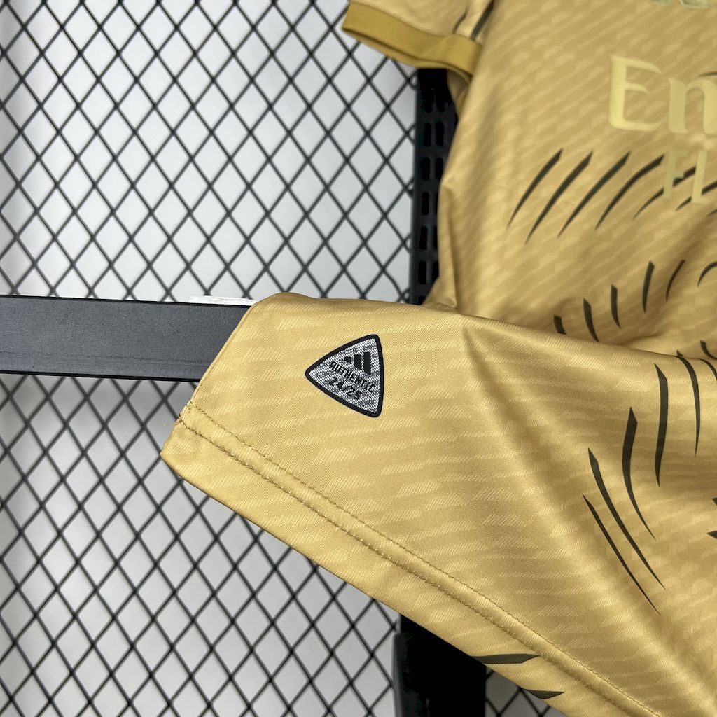 REAL MADRID 25/26 TRAINING GOLD JERSEY