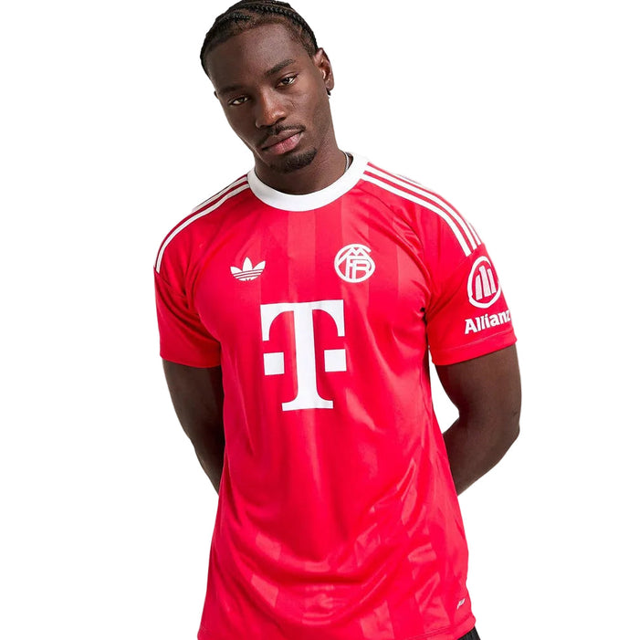 BAYERN MUNICH 25/26 GOALKEEPER JERSEY