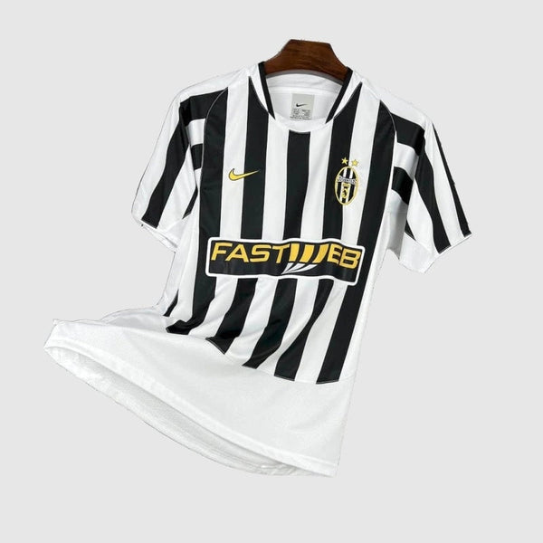 JUVENTUS 02/03 RETRO AWAY JERSEY