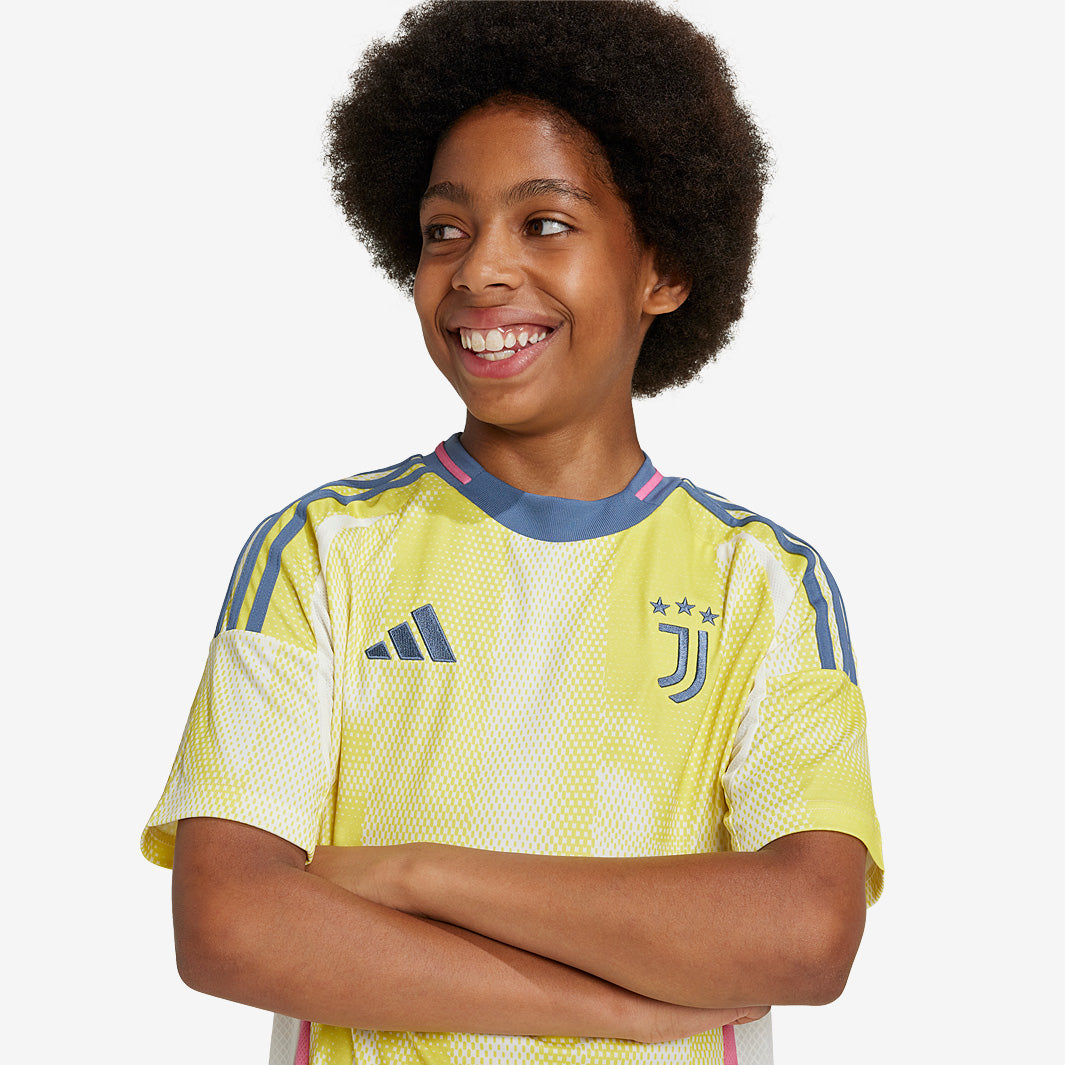 JUVENTUS 24/25 AWAY KIDS KIT