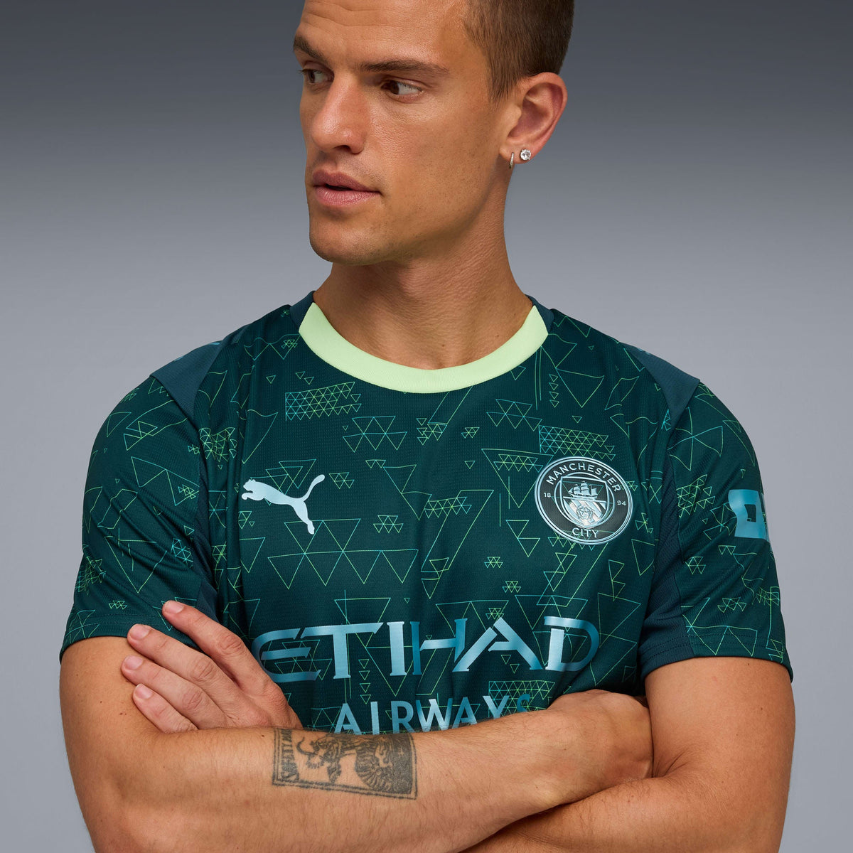 MANCHESTER CITY 25/26 FOURTH JERSEY