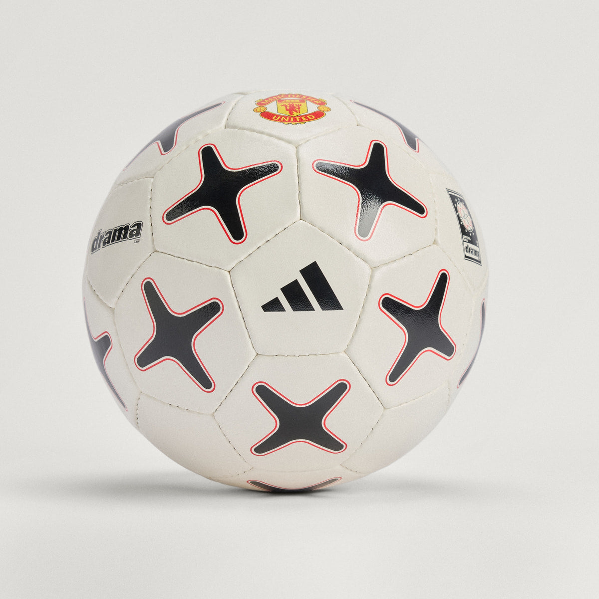 MANCHESTER UNITED CLUB BALL WHITE