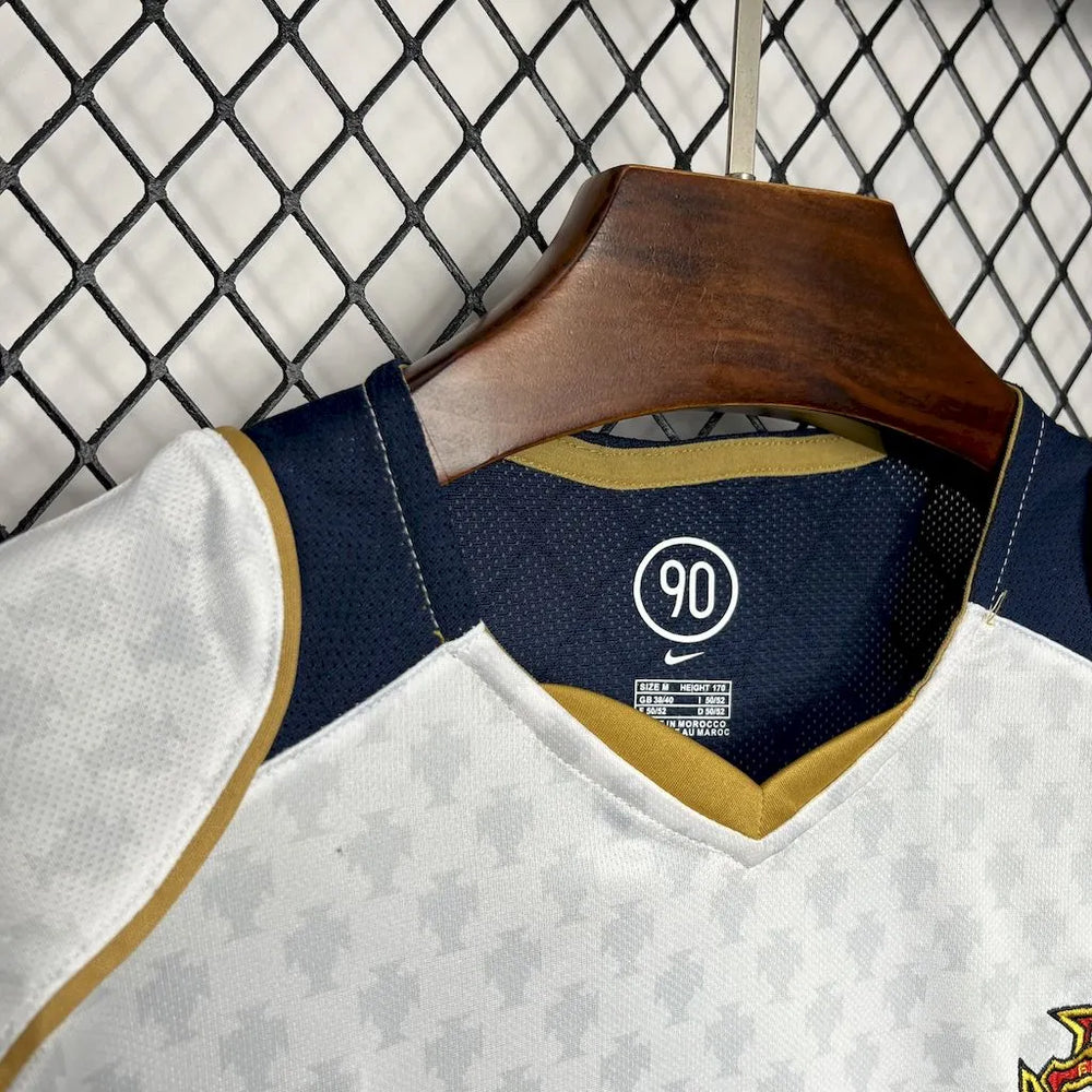 PORTUGAL 04 RETRO AWAY JERSEY