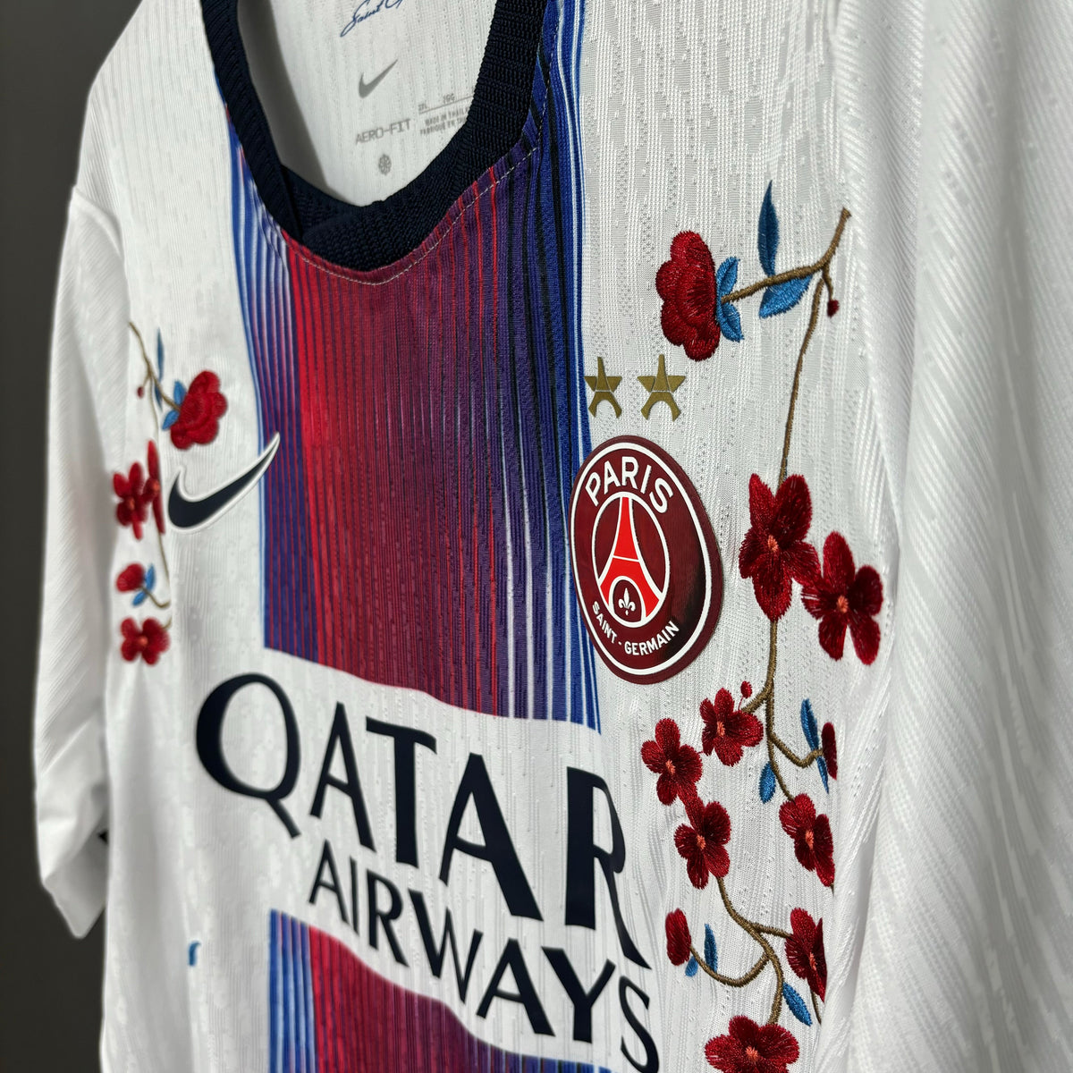PSG 26/27 AWAY EMBROIDERED PLAYER II JERSEY