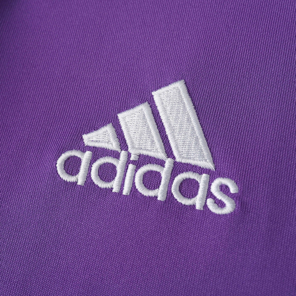 REAL MADRID 17/18 RETRO AWAY JERSEY