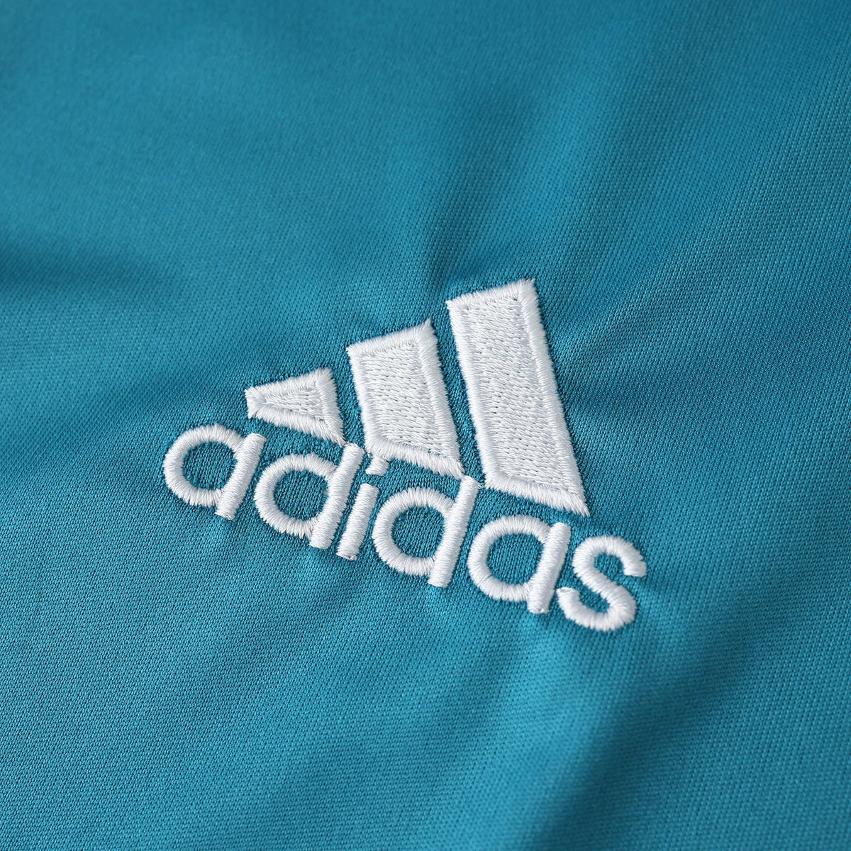 REAL MADRID 17/18 RETRO JERSEY