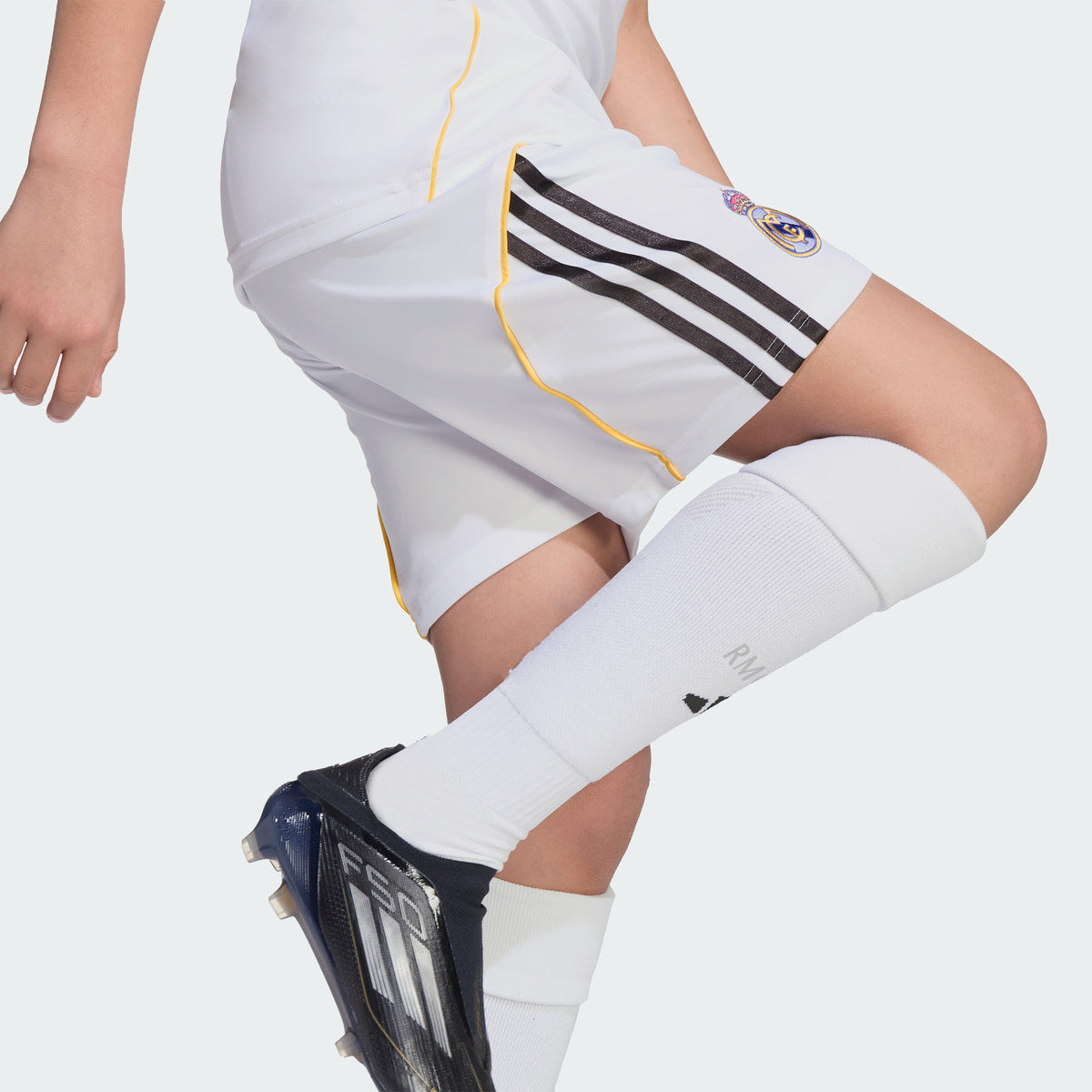 REAL MADRID HOME 25/26 KIDS SHORTS