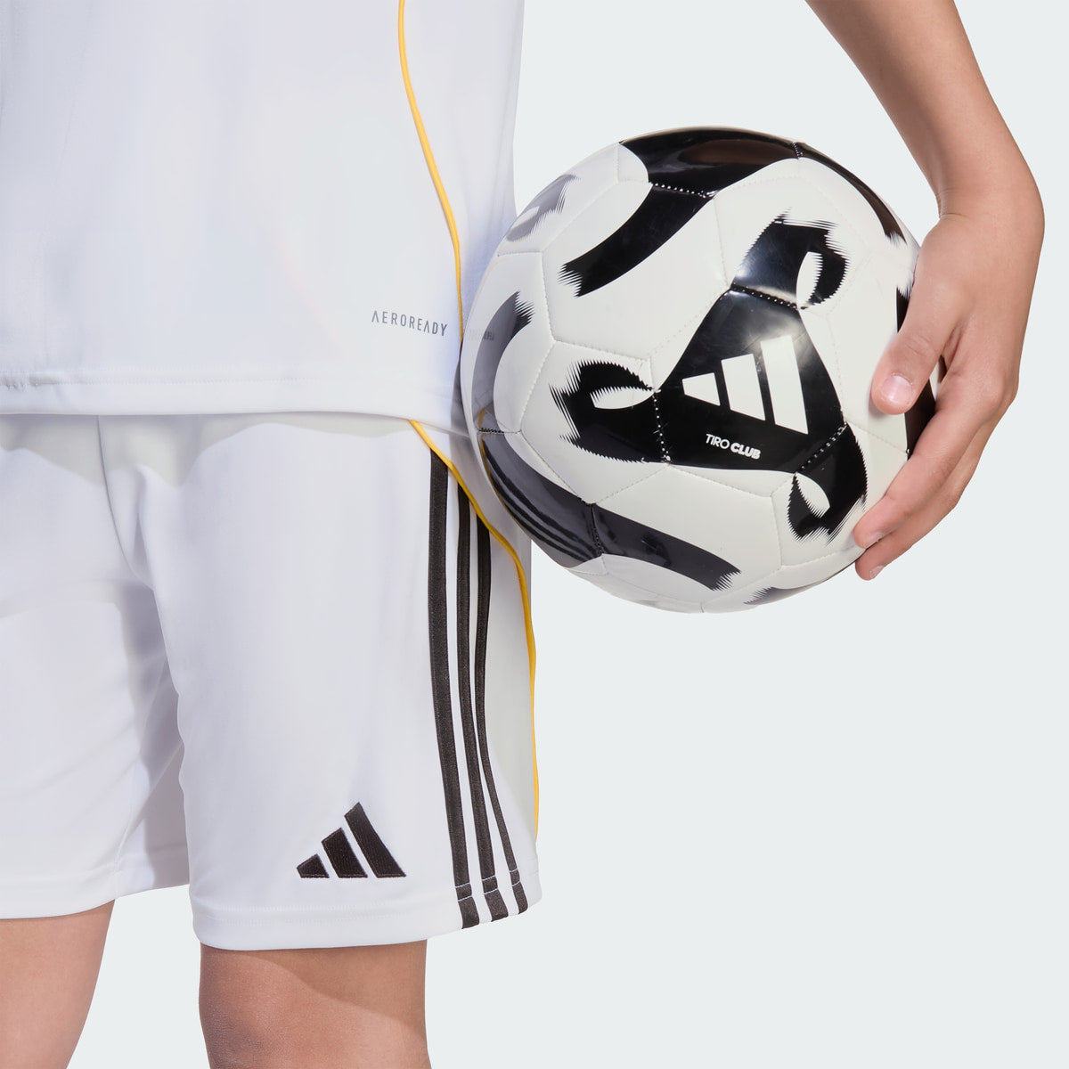 REAL MADRID HOME 25/26 KIDS SHORTS