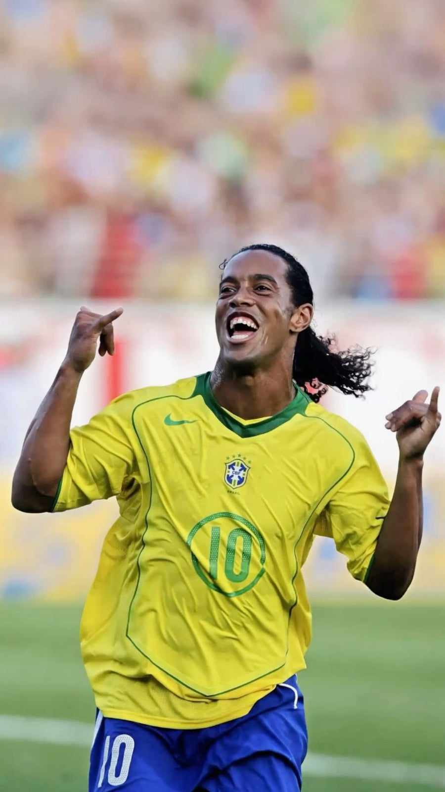 BRAZIL 04 RETRO HOME JERSEY RONALDINHO #10