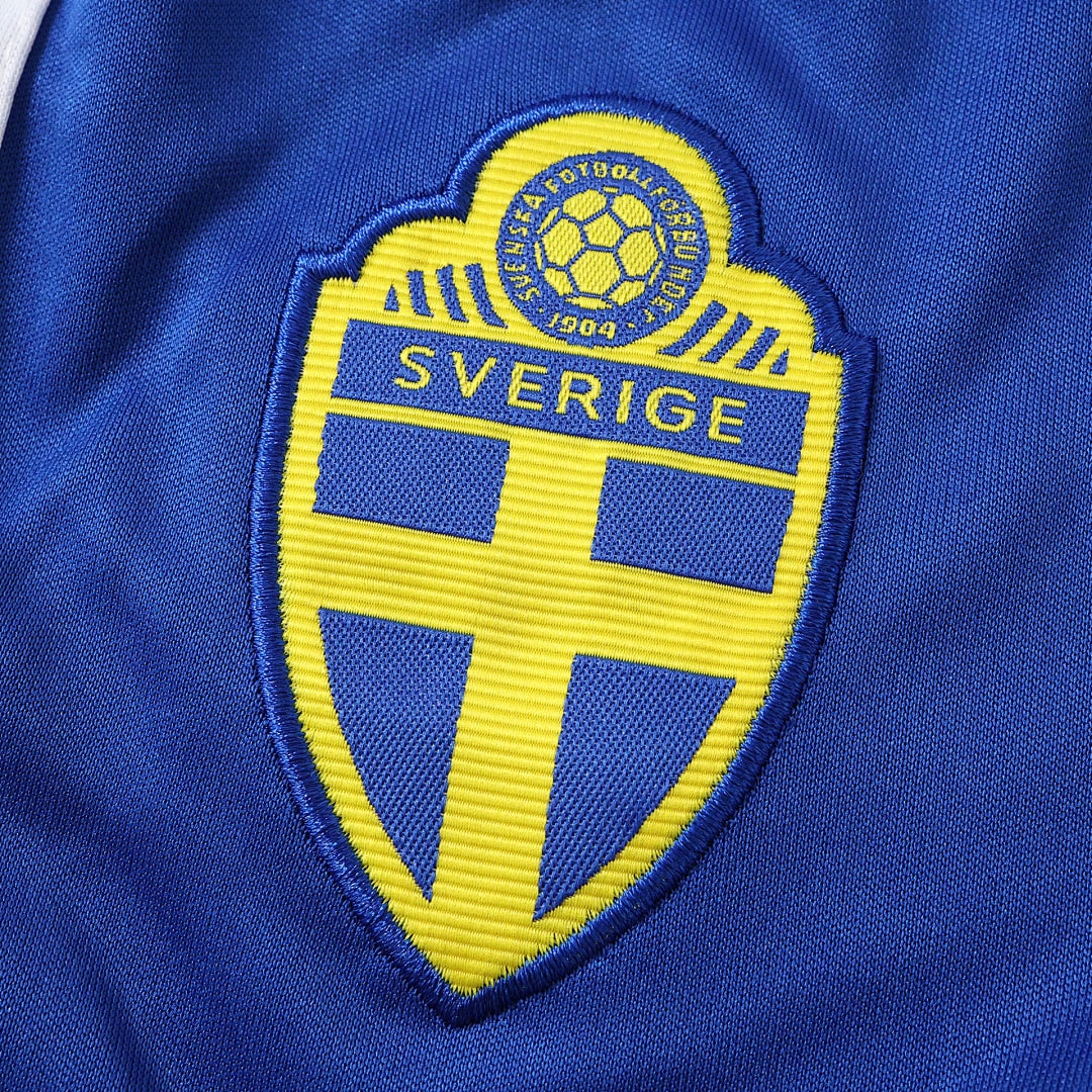 SWEDEN 26/27 HOME KIDS KIT
