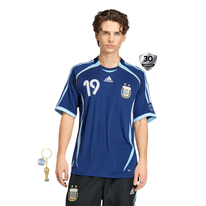 ARGENTINA 06 RETRO AWAY JERSEY MESSI #19