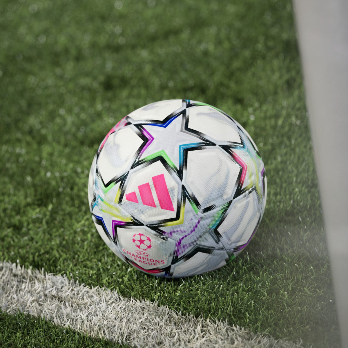 UEFA CHAMPIONS LEAGUE 26/27 PRO BALL